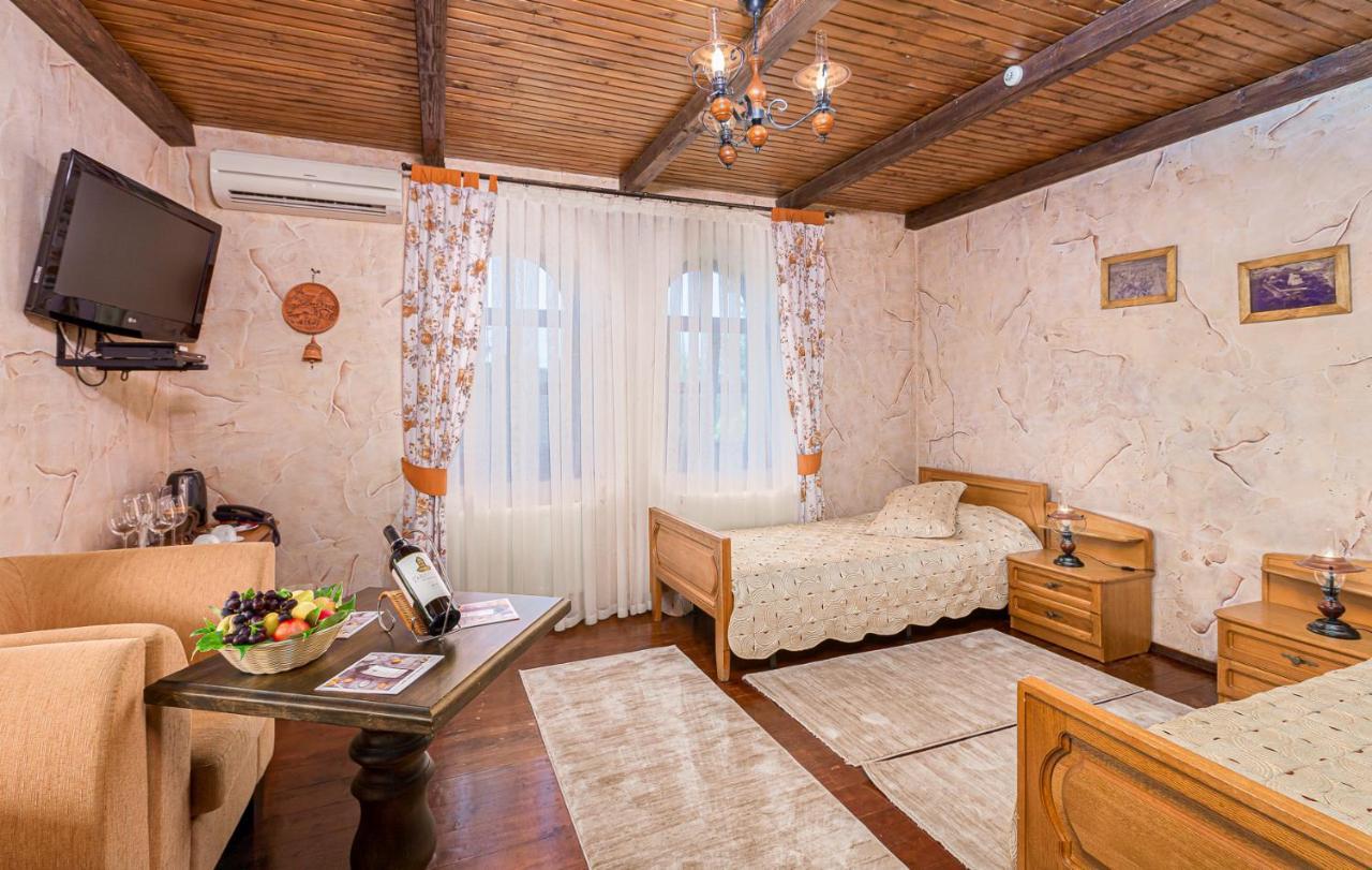 Chateau Vartely Оргіїв Екстер'єр фото